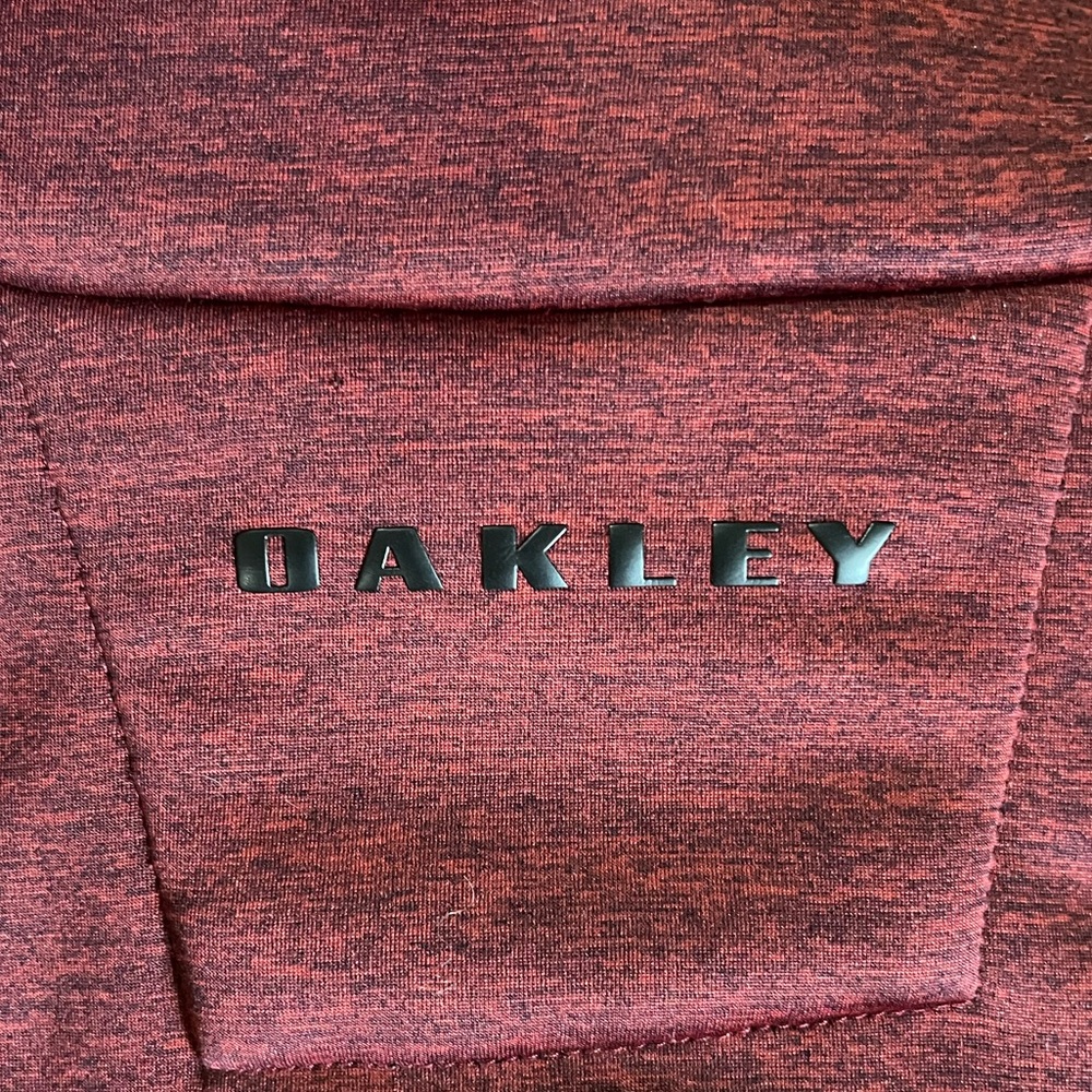 Men’s Oakley 1/4 Zip Pullover❤️ - Picture 6 of 9